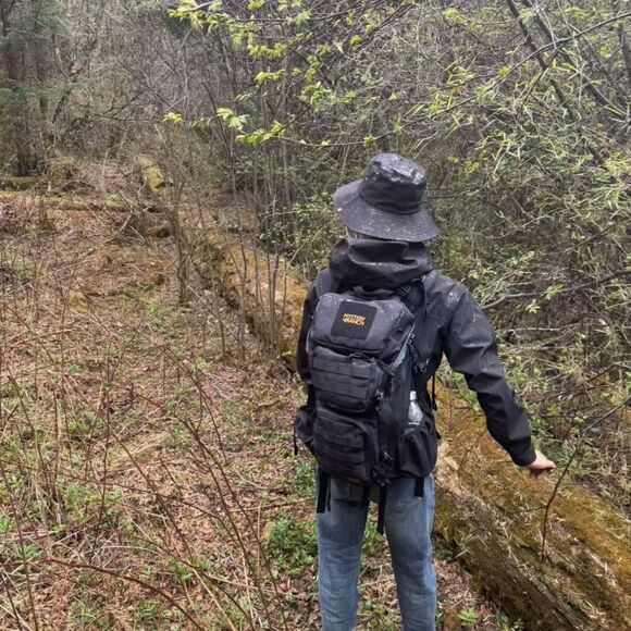 Pre-owned Mystery Ranch Blitz 30 L Backpack - Picture 8 of 13